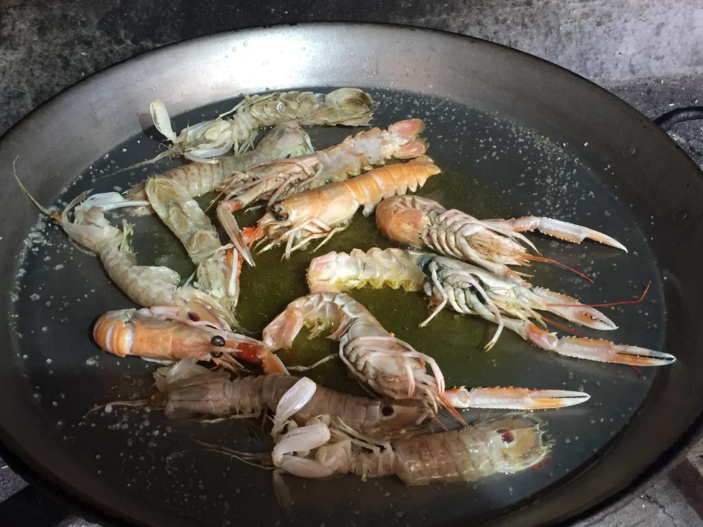 Marcando cigalas, galeras y gambas